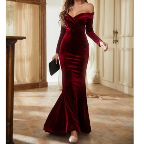 Luxe off shoulder party bridesmaids wedding velvet maxi dress - Picture 7 of 8